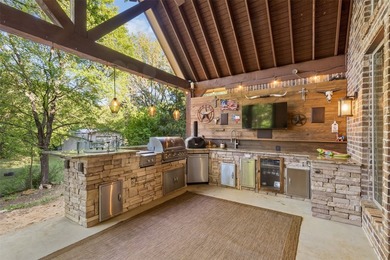 SELLER IS OFFERING $10K SELLER CONCESSIONS! Tucked away in the - photo 31