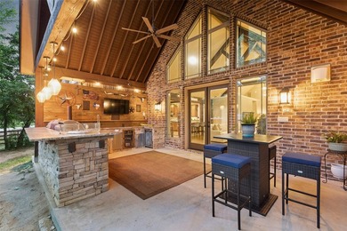 SELLER IS OFFERING $10K SELLER CONCESSIONS! Tucked away in the - photo 32