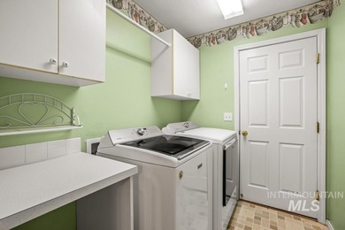 Great Meridian Location just off Franklin and Linder. 4 bedroom - photo 34