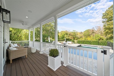 Welcome to 3 True Harbour Way, a custom built Colonial set on 1 - photo 7