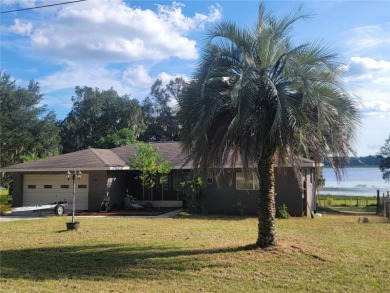 Lake Home For Sale in Dunnellon, Florida