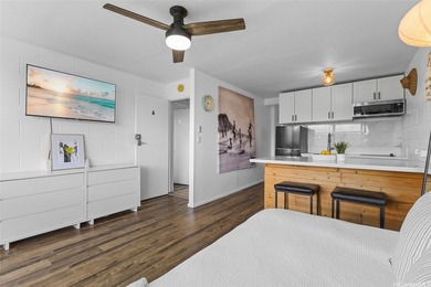 Please note tax records reflect a 1-bedroom, 2-bathroom unit - photo 5