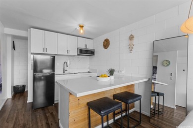 Please note tax records reflect a 1-bedroom, 2-bathroom unit - photo 6