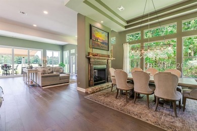 Tucked on a private cul-de-sac wooded lot, this reimagined Del - photo 5