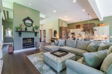 Tucked on a private cul-de-sac wooded lot, this reimagined Del - photo 8