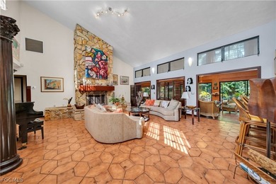 Discover a serene 1.7-acre retreat of lush, fully gated gardens - photo 9
