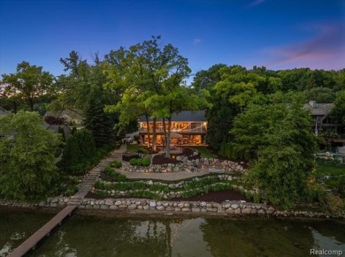 Lake Home For Sale in West Bloomfield, Michigan