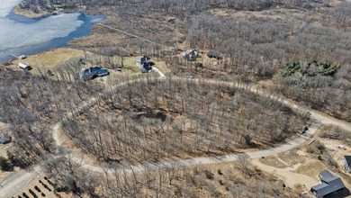 This is a generously sized lot in Lakeview Estates, a lakeside - photo 2