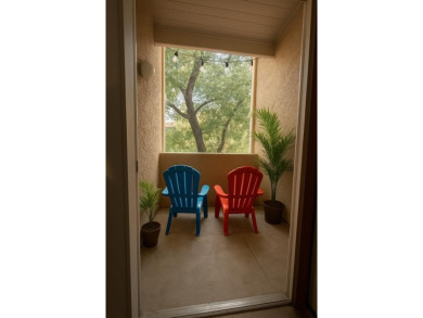 Move-in ready 2 bed, 2 bath North Dallas condo for sale in a