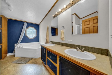 Welcome to this well maintained 3-bedroom, 2-bath home located - photo 15