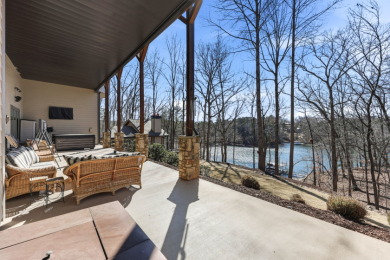 Custom waterfront retreat with private deep-water dock - photo 10