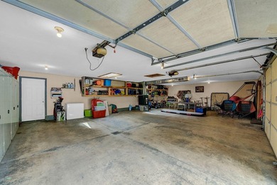 Welcome to this well maintained 3-bedroom, 2-bath home located - photo 26