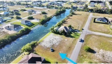 Enjoy peaceful canal views from your own backyard in this - photo 7