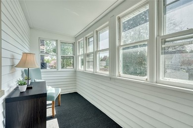 Classic city colonial with 3/4 bedrooms and 1.5 baths. Looking - photo 31