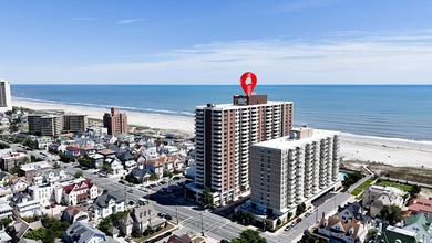 PENTHOUSE LIVING WITH STUNNING OCEAN, BAY, AND SUNSET VIEWS! - photo 2