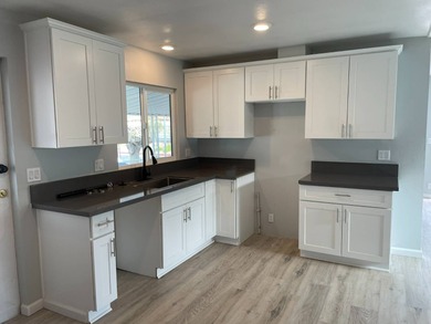 Diamond Valley Lake Home For Sale in Hemet California