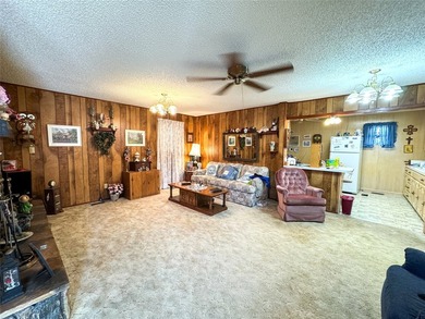 Welcome home to this charming and well-loved two-bedroom - photo 3