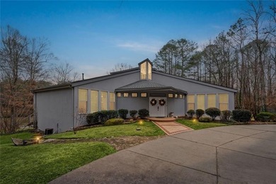 (private lake, pond, coastal) Home For Sale in Atlanta Georgia