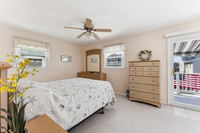 This meticulously maintained south end 2-bedroom, 1.5-bathroom - photo 10