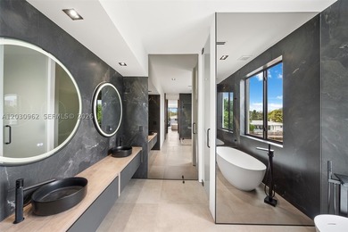 Brand-new waterfront modern estate in the gated Enchanted Lake - photo 34