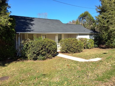 Cherokee Lake Home For Sale in Bean Station Tennessee