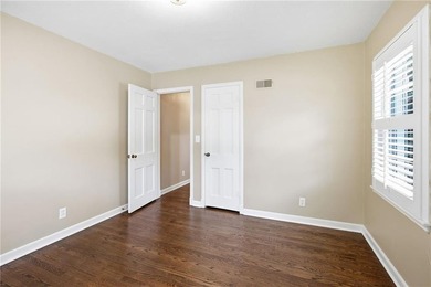 RECENT, TASTEFUL, OWNER-MADE UPDATES THROUGHOUT! This Fairway - photo 15
