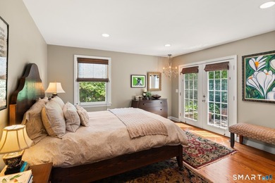 This classic New England Cape Cod is nestled just a short walk - photo 19