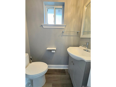 Charming and well maintained brick home in the heart of - photo 19