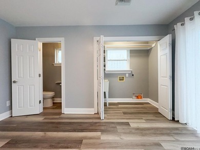Charming and well maintained brick home in the heart of - photo 20