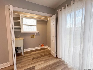 Charming and well maintained brick home in the heart of - photo 21
