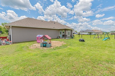 Single story charmer located on a large .35 lot with no HOA. The - photo 23