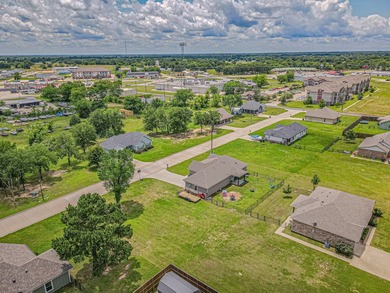 Single story charmer located on a large .35 lot with no HOA. The - photo 28