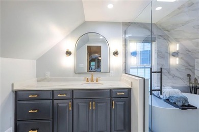 RECENT, TASTEFUL, OWNER-MADE UPDATES THROUGHOUT! This Fairway - photo 33