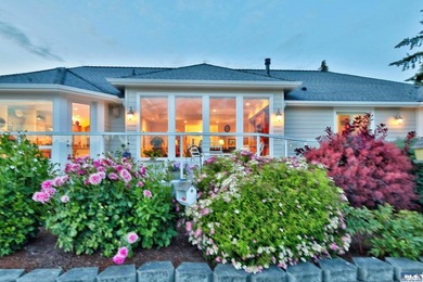 Experience refined Northwest living in this meticulously - photo 40