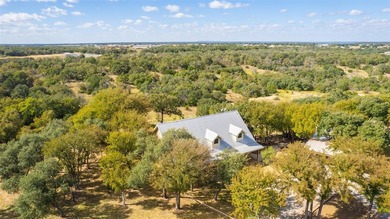 Immaculately maintained Working Horse Ranch nestled on 54.031 - photo 3