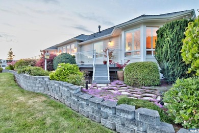 Experience refined Northwest living in this meticulously - photo 48