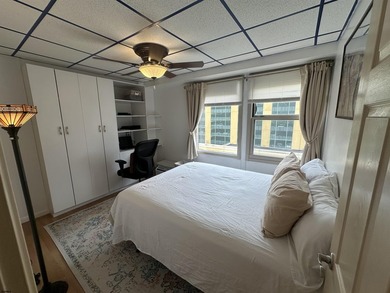 Corner unit with OCEAN AND BAY VIEWS!! Sit on your balcony and - photo 9