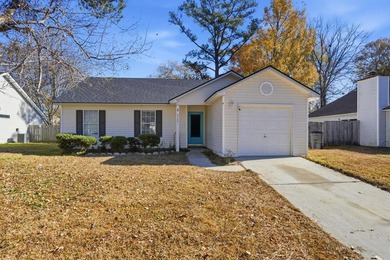Welcome to 8562 Brookforest Dr, a beautiful 3-bedroom - photo 5