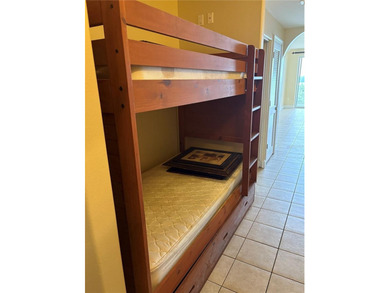 Wheelchair accessible vacation condo on the 4th floor