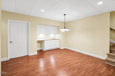 Exceptional custom home offering a fantastic single-level floor - photo 45