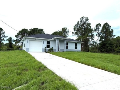 Lehigh Acres Area Home For Sale in Lehigh Acres Florida