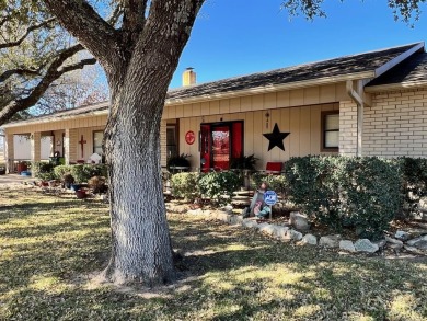Proctor Lake Home For Sale in Comanche Texas