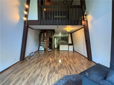 Lake Condo For Sale in Cumming, Georgia