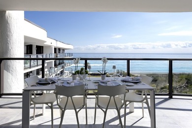 Fully furnished and equipped, this penthouse oceanfront - photo 1