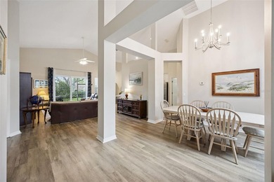 Under contract-accepting backup offers. Welcome to this - photo 12