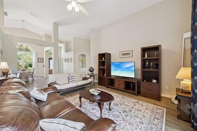 Under contract-accepting backup offers. Welcome to this - photo 19