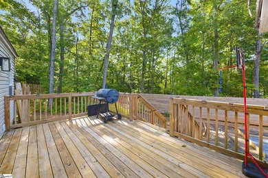 Tucked away on 0.82 acres with a peaceful country living feel - photo 21