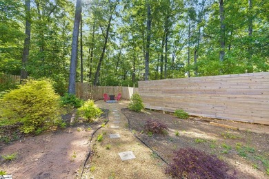 Tucked away on 0.82 acres with a peaceful country living feel - photo 22