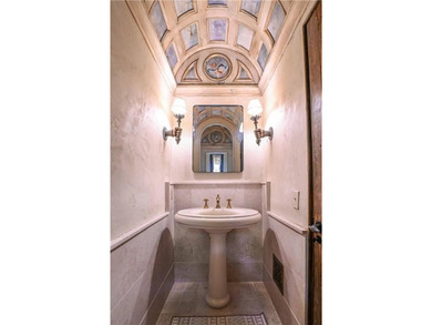 Welcome to the most exclusive, private lot available in all of - photo 27