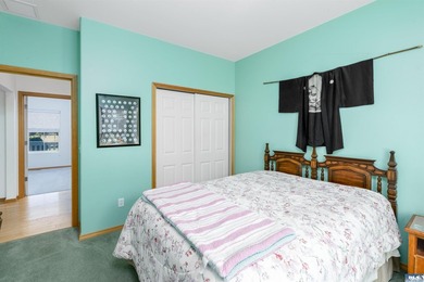 Quintessential Sequim home with beautiful architecture and - photo 28